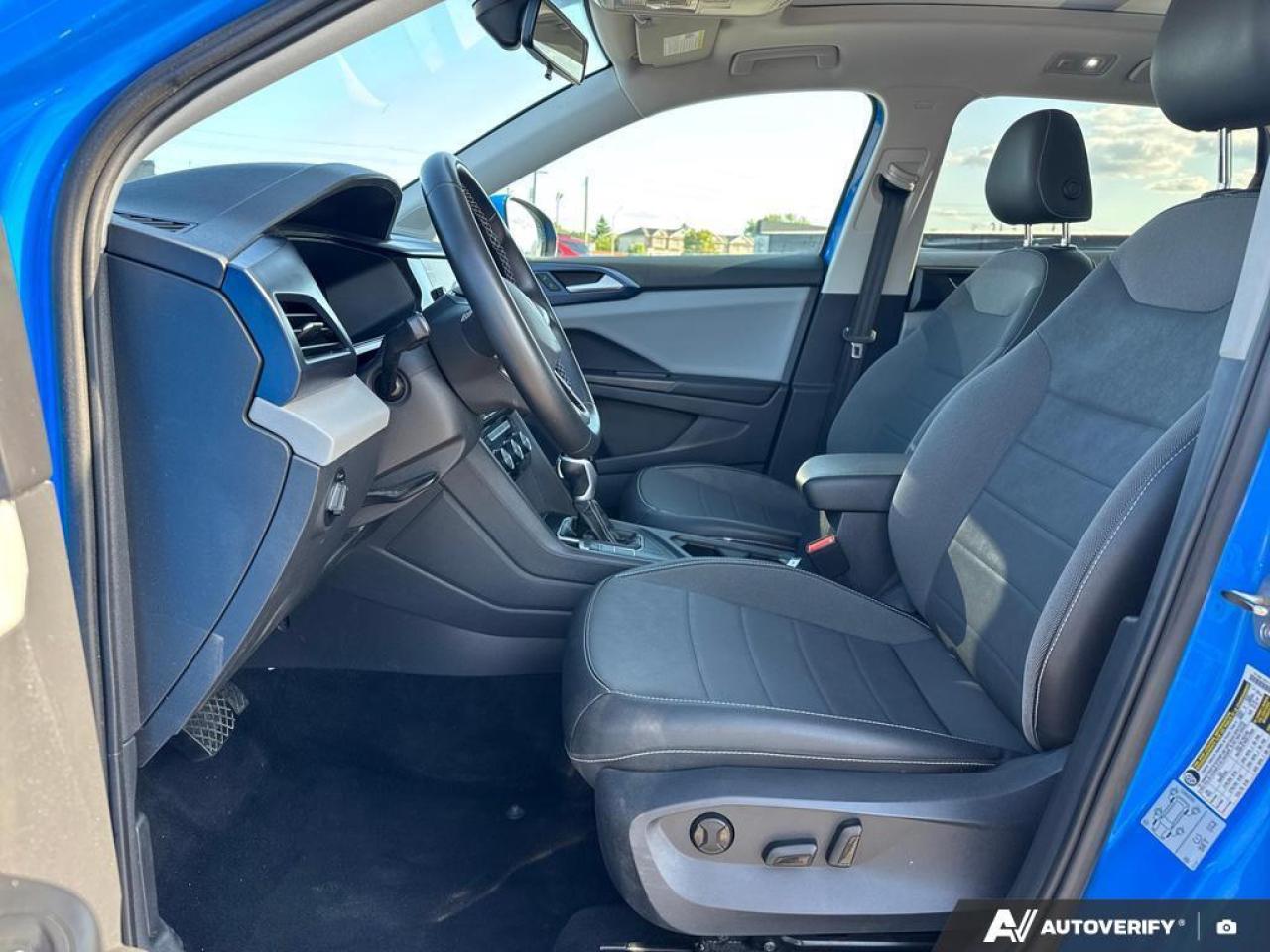 2022 Volkswagen Taos Comfortline BACKUP CAM   BLUETOOOTH   LEATHER INTE Photo