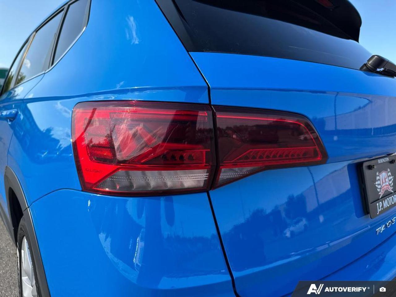 2022 Volkswagen Taos Comfortline BACKUP CAM   BLUETOOOTH   LEATHER INTE Photo