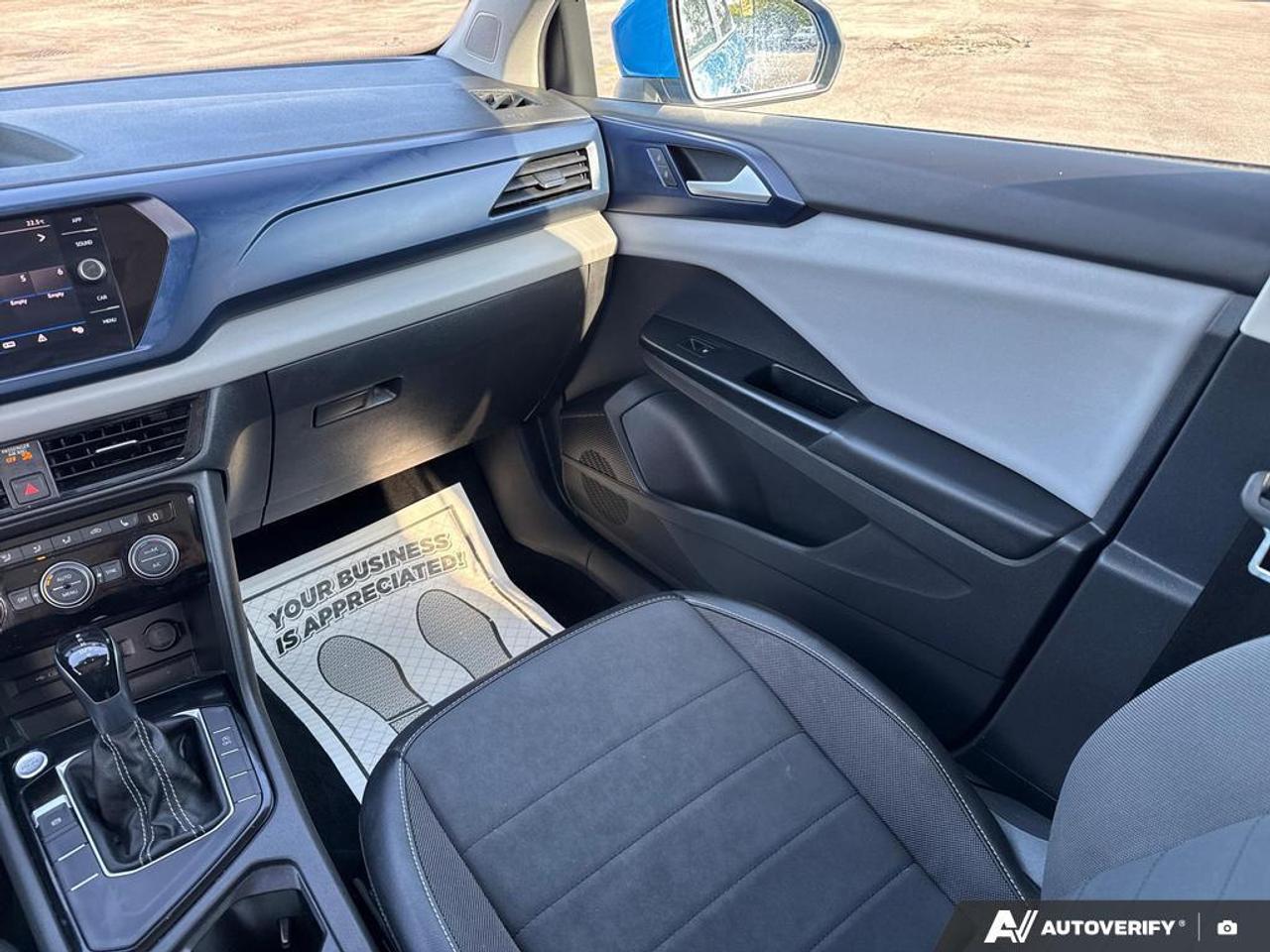 2022 Volkswagen Taos Comfortline BACKUP CAM   BLUETOOOTH   LEATHER INTE Photo