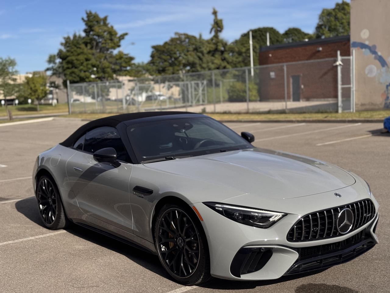 2022 Mercedes-Benz SL63 AMG ROADSTER Photo