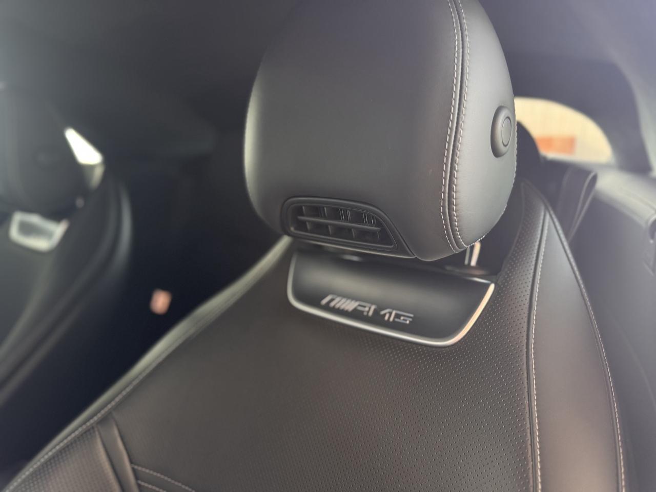 2022 Mercedes-Benz SL63 AMG ROADSTER Photo