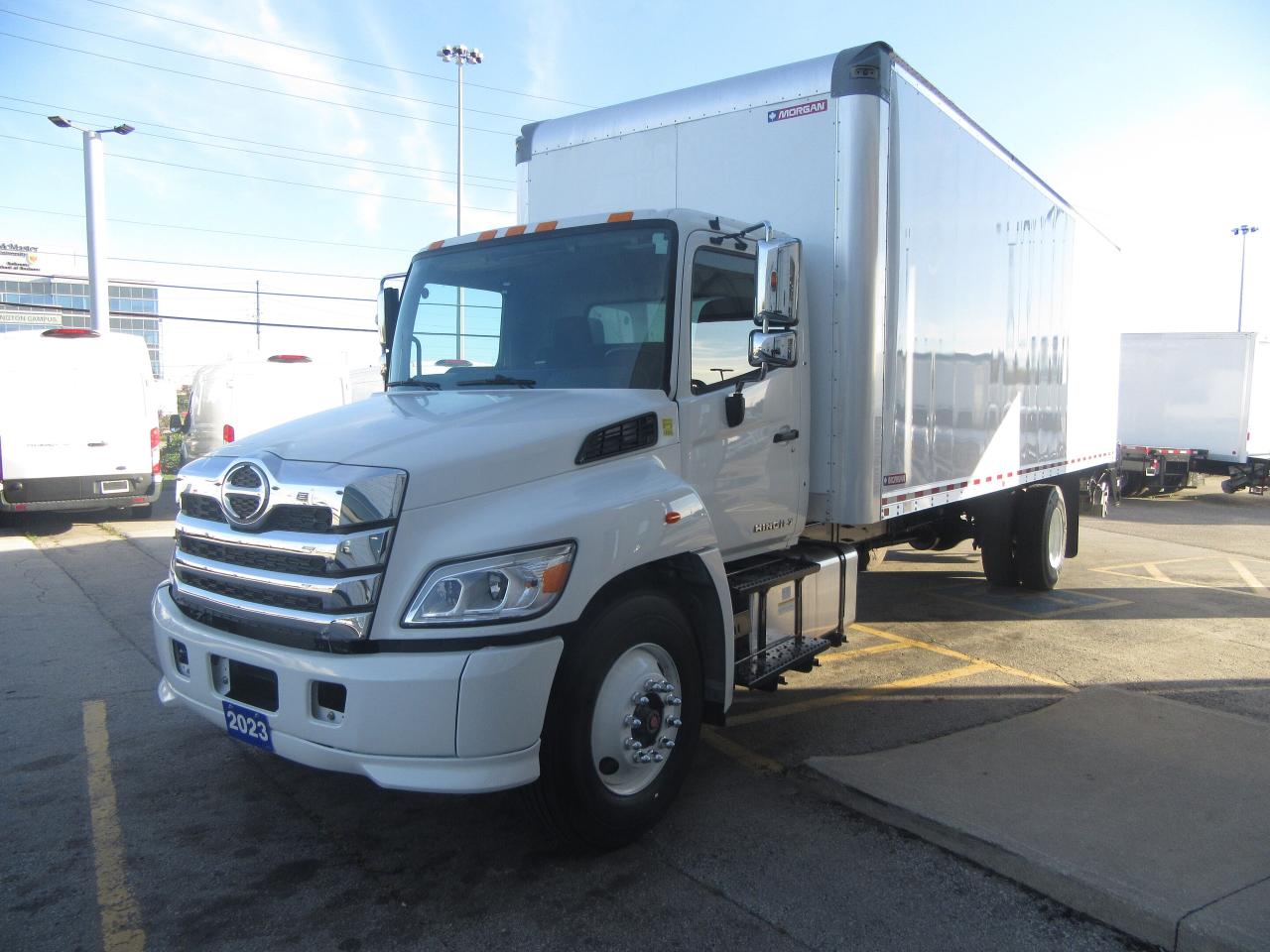 2023 Hino L7 WITH 26FT BOX LARGE ALUMINUM POWER LIFTGATE Photo