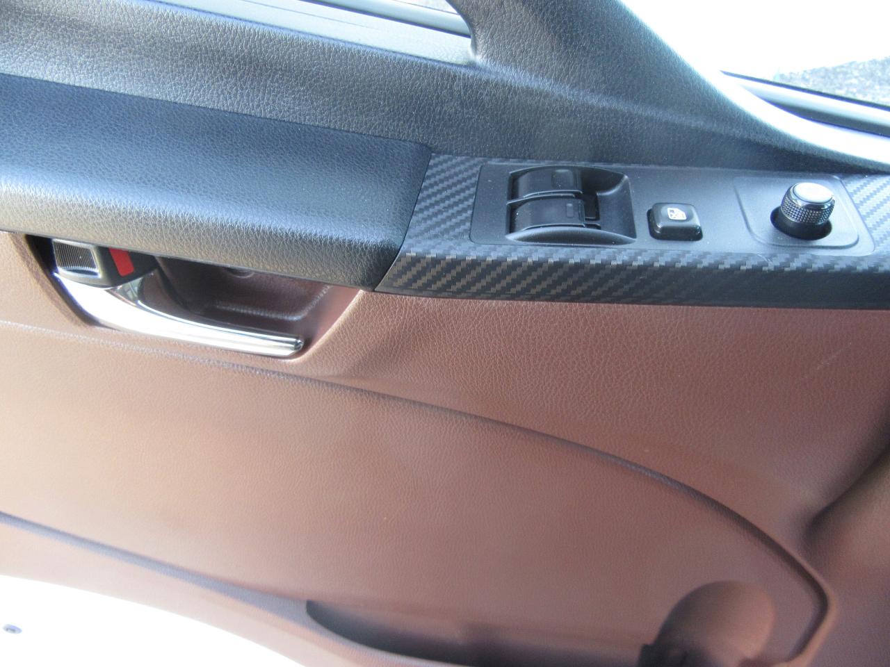 2023 Hino L7 WITH 26FT BOX LARGE ALUMINUM POWER LIFTGATE Photo