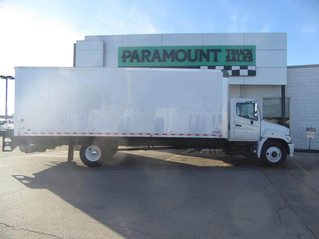 2023 Hino L7 WITH 26FT BOX LARGE ALUMINUM POWER LIFTGATE Photo