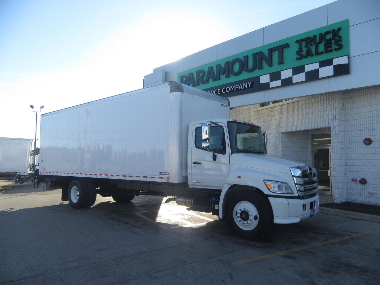 2023 Hino L7 WITH 26FT BOX LARGE ALUMINUM POWER LIFTGATE Photo