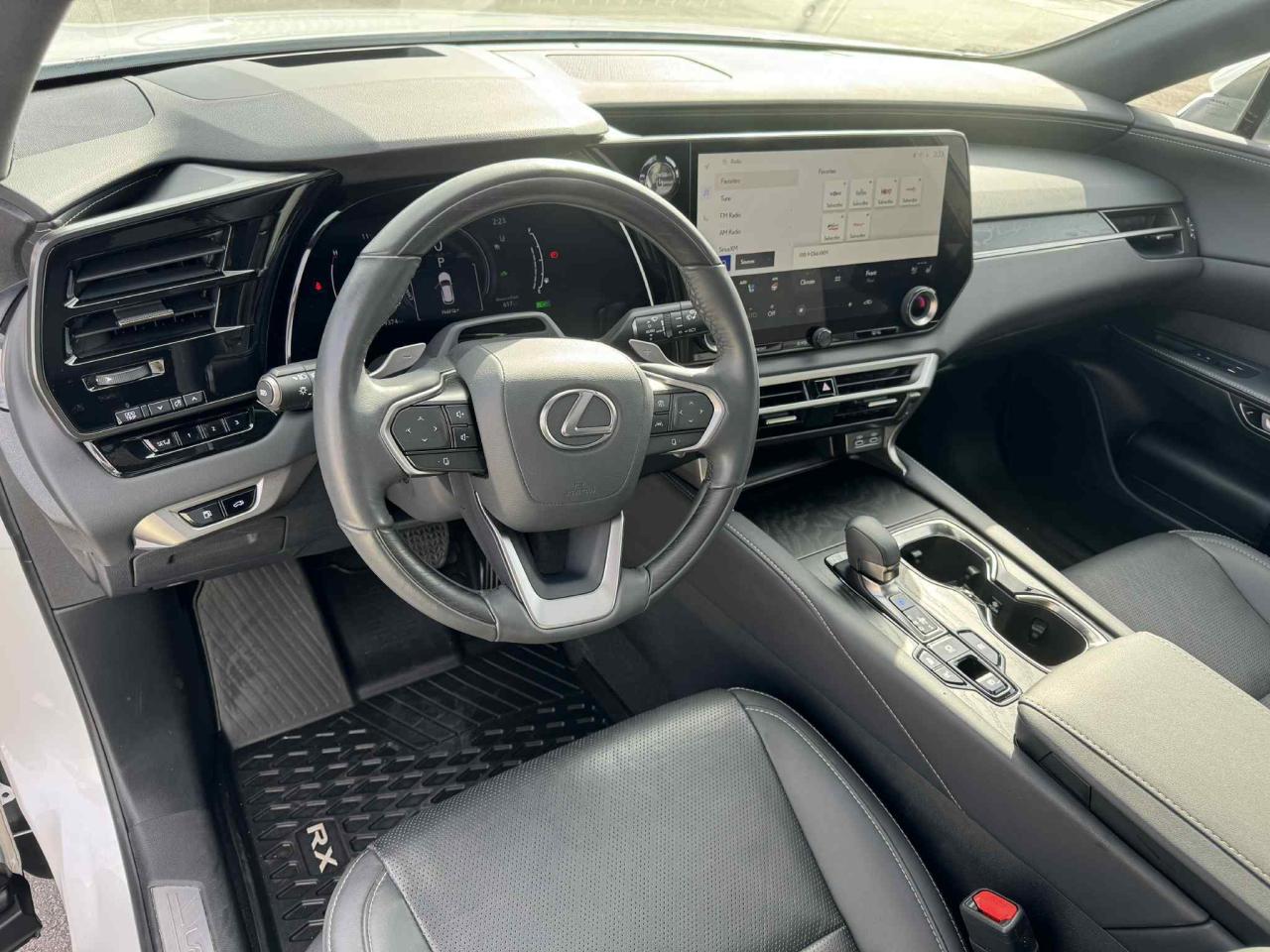 2023 Lexus RX RX 350h Photo