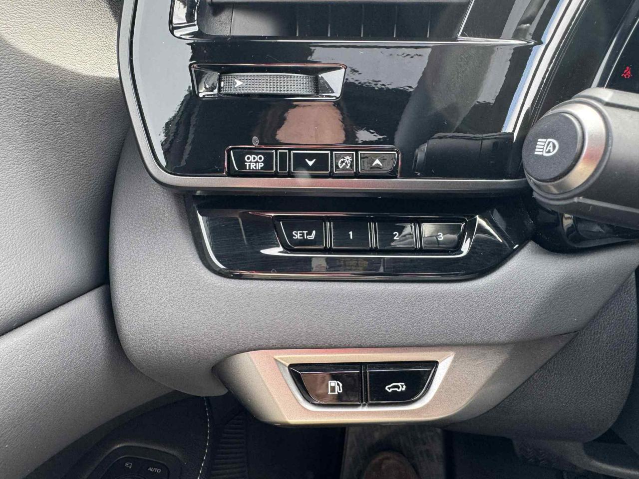 2023 Lexus RX RX 350h Photo