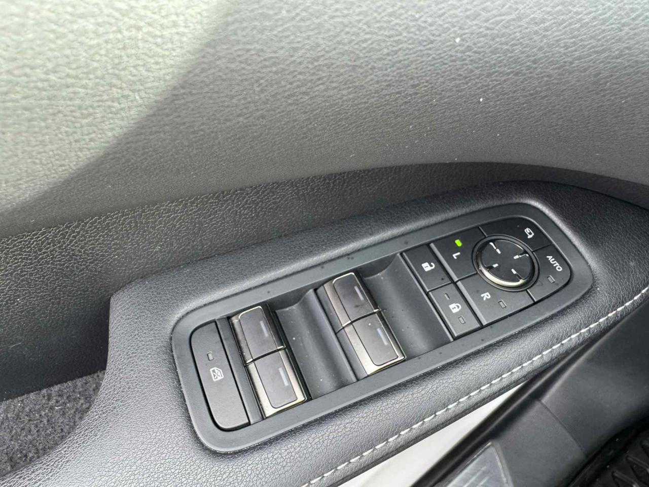 2023 Lexus RX RX 350h Photo