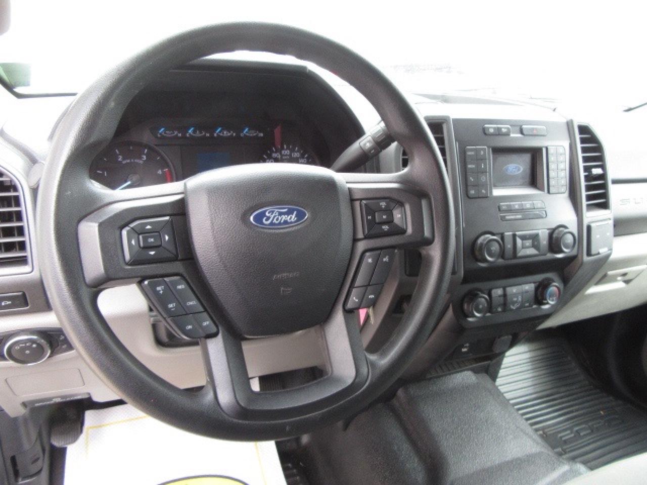 2021 Ford F-550 DIESEL 4X4 CREW CAB NEW SERVICE BODY & CRANE Photo