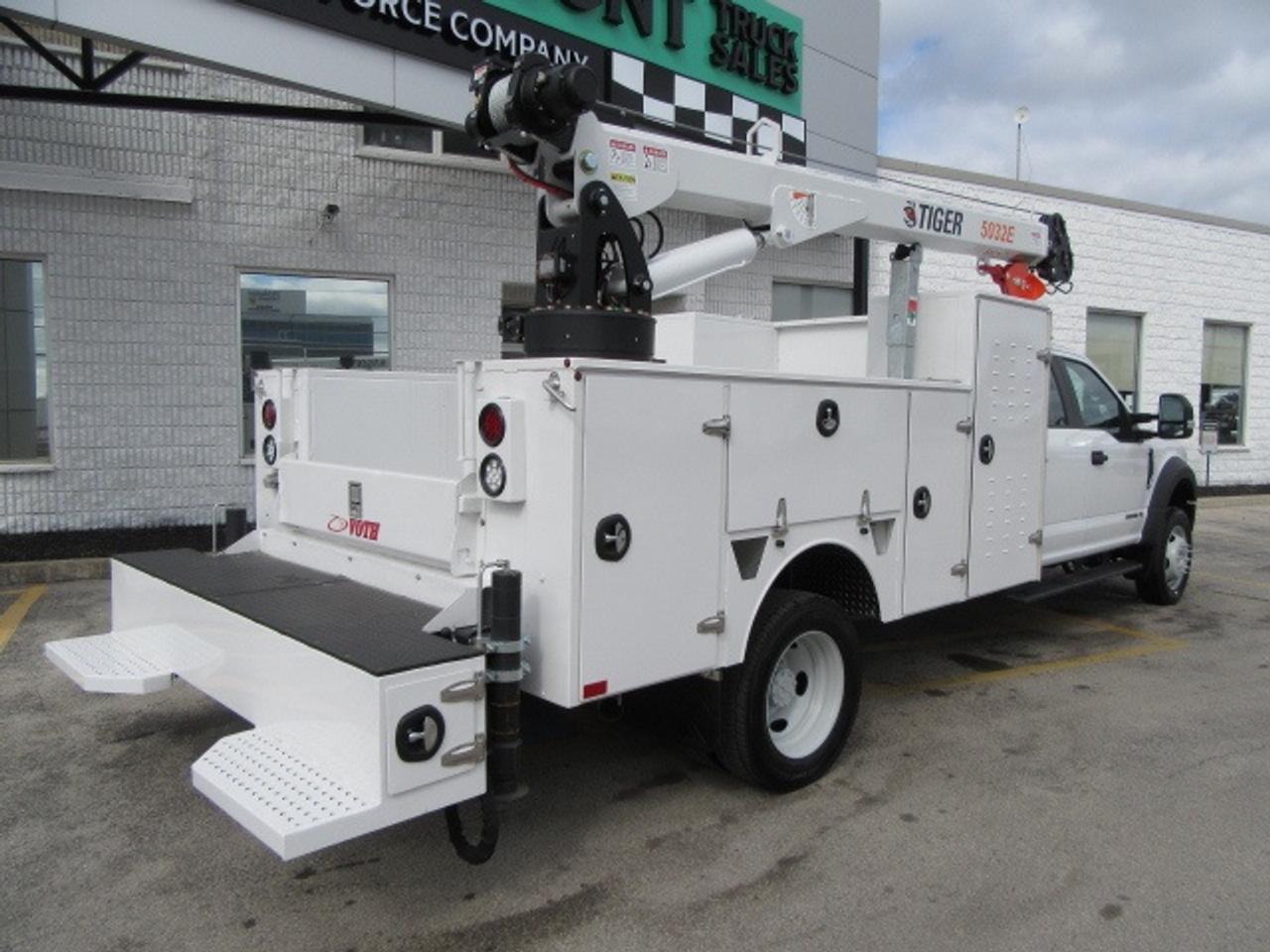 2021 Ford F-550 DIESEL 4X4 CREW CAB NEW SERVICE BODY & CRANE Photo