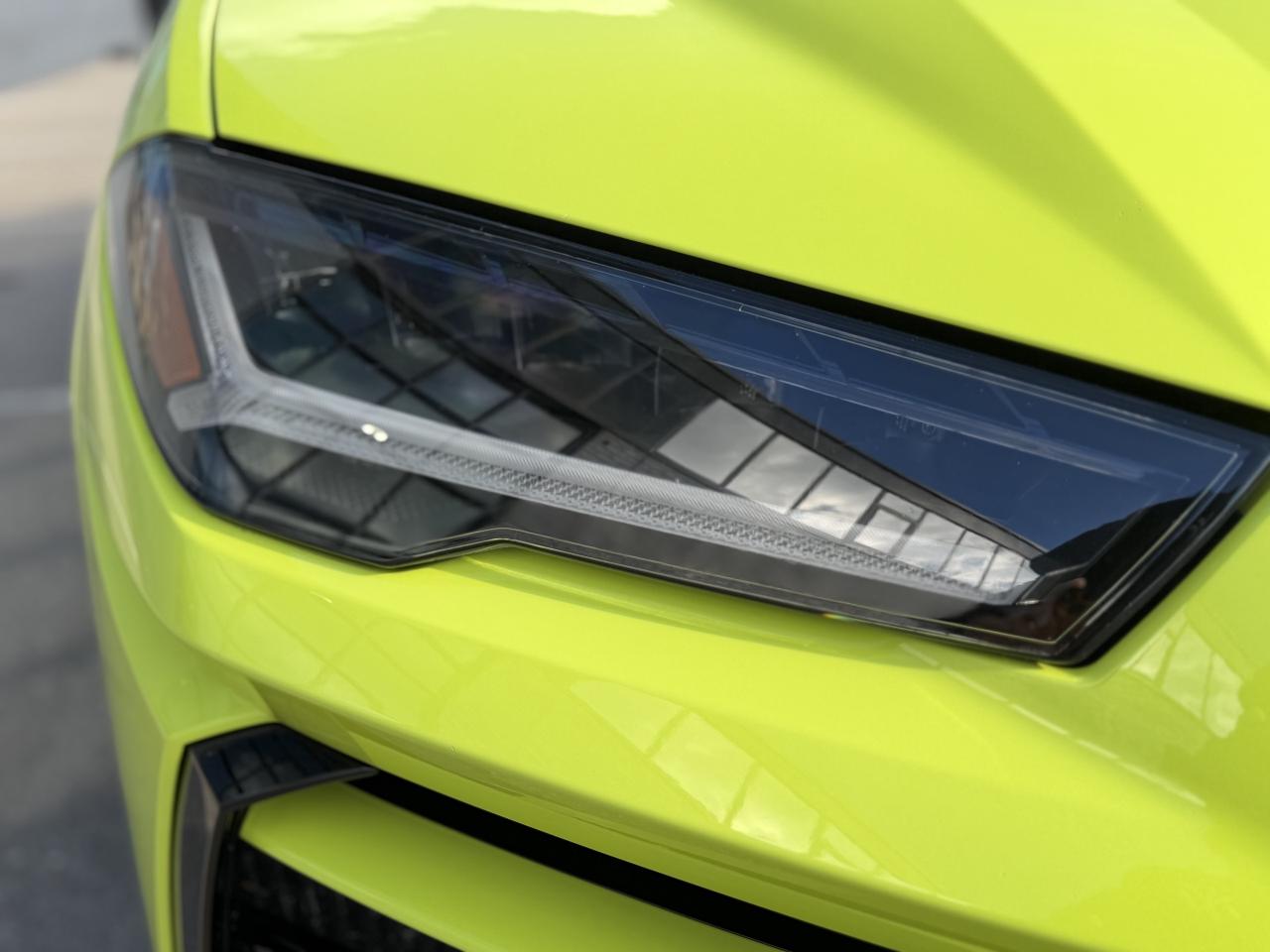 2022 Lamborghini Urus URUS Photo