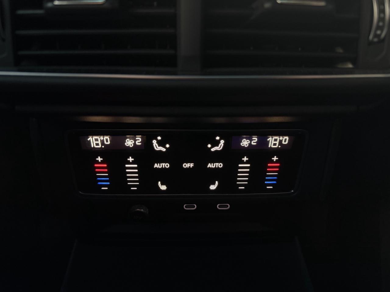 2022 Lamborghini Urus URUS Photo