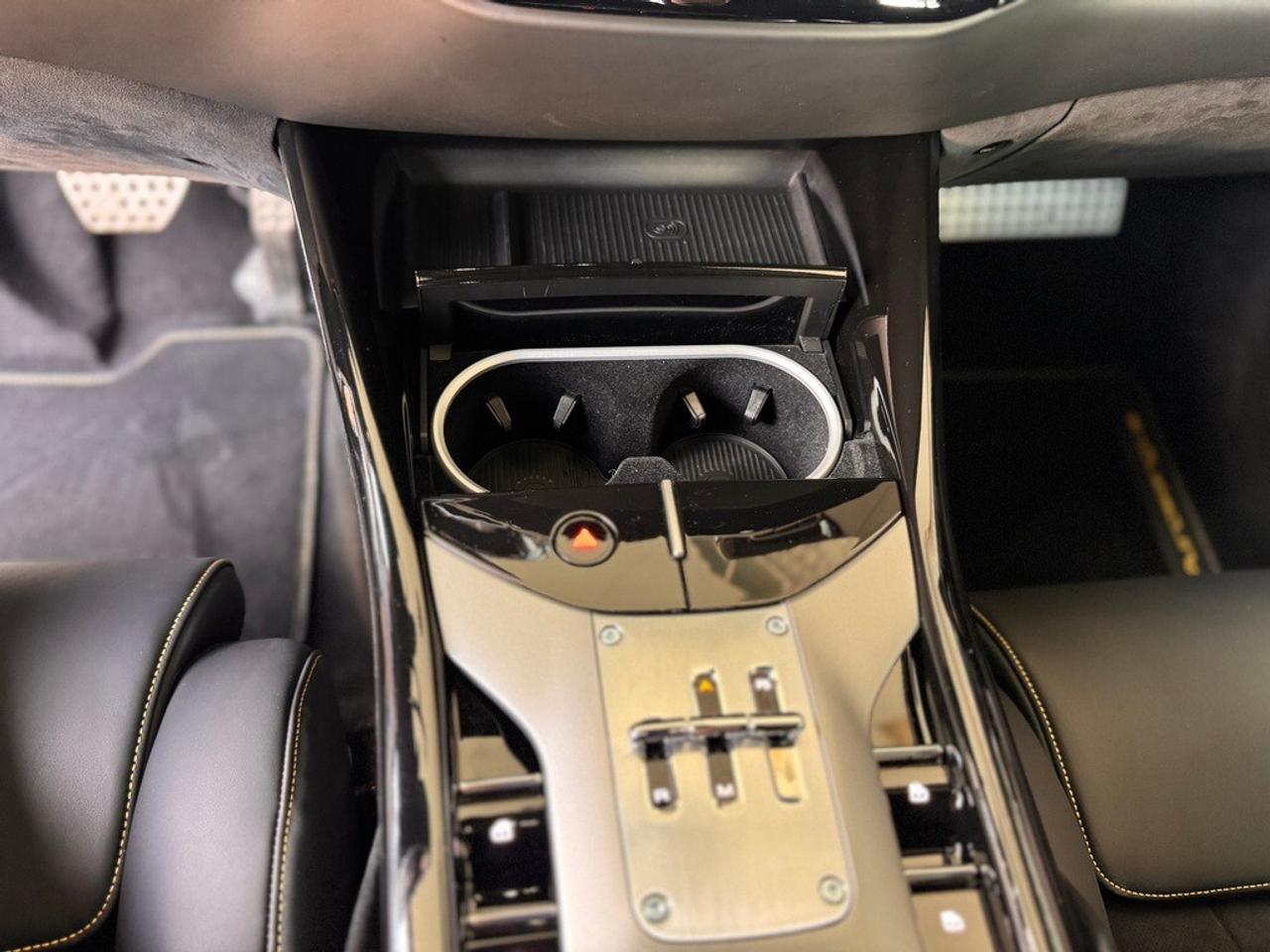 2024 Ferrari Purosangue AWD FERRARI Photo