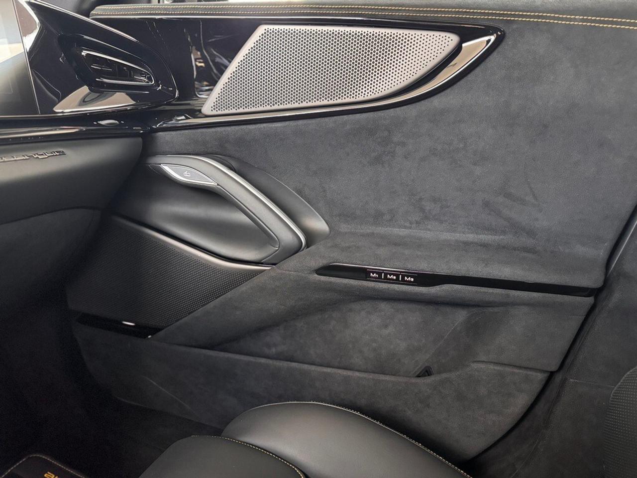 2024 Ferrari Purosangue AWD FERRARI Photo