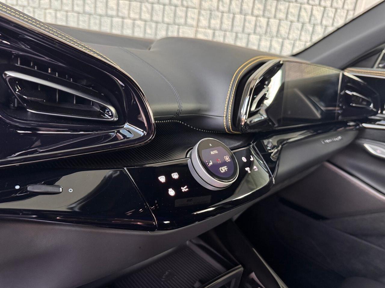 2024 Ferrari Purosangue AWD FERRARI Photo