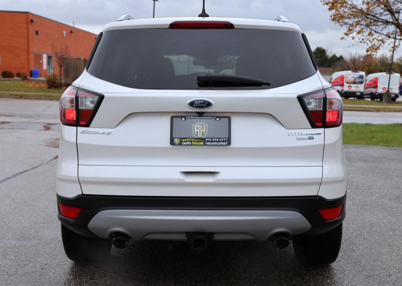 2018 Ford Escape TITANIUM-AWD/NAV/LEATHER/PANOROOF/B CAM/KEYLESS/R Photo