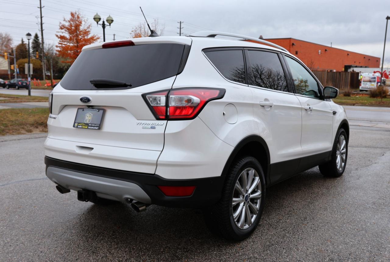 2018 Ford Escape TITANIUM-AWD/NAV/LEATHER/PANOROOF/B CAM/KEYLESS/R Photo