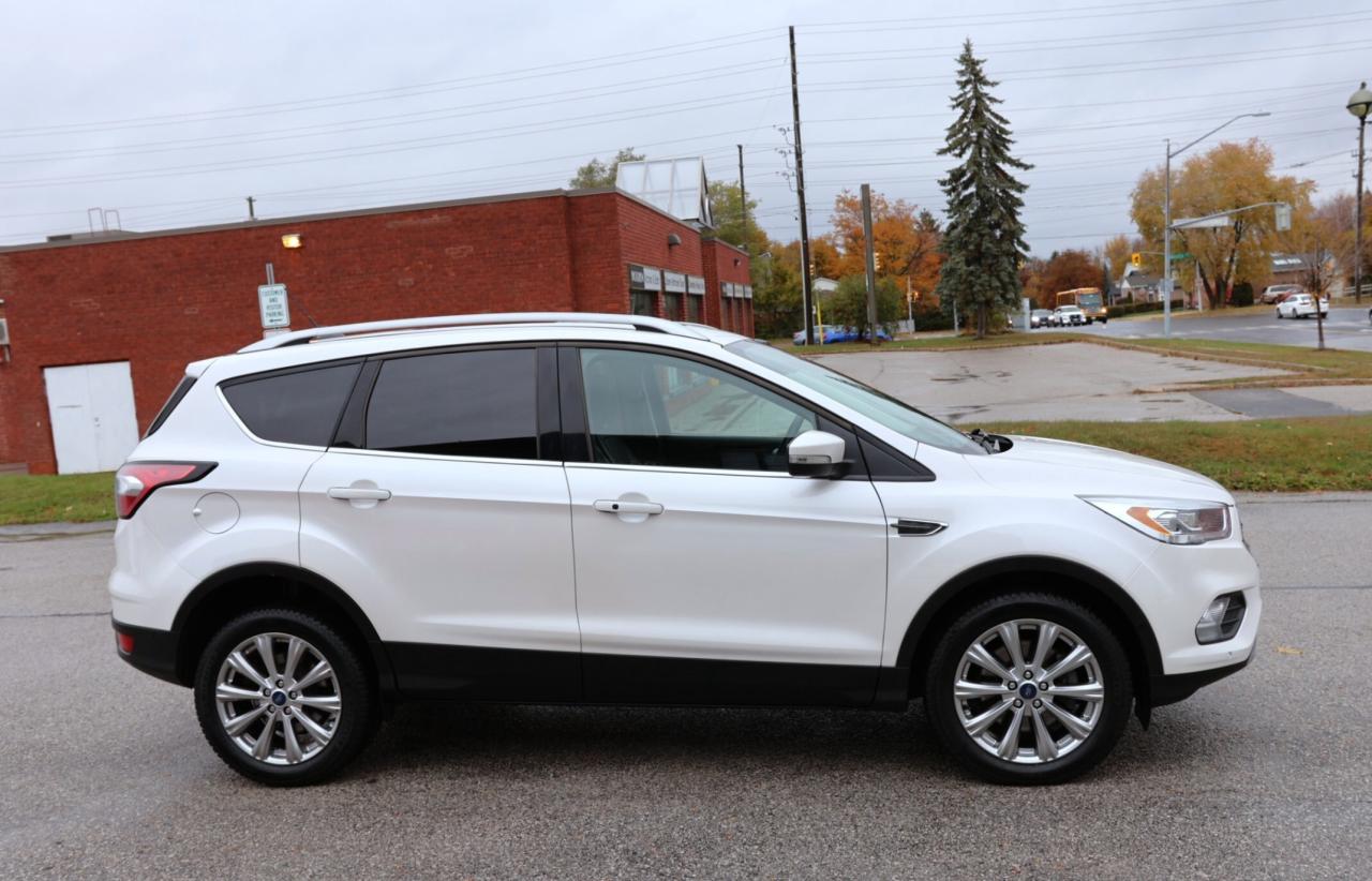 2018 Ford Escape TITANIUM-AWD/NAV/LEATHER/PANOROOF/B CAM/KEYLESS/R Photo
