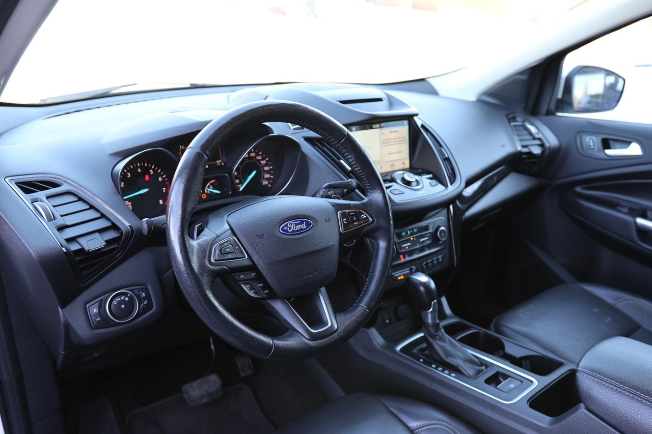 2018 Ford Escape TITANIUM-AWD-R STARTER/NAV/LEATHER/PANOROOF/BCAM/K Photo