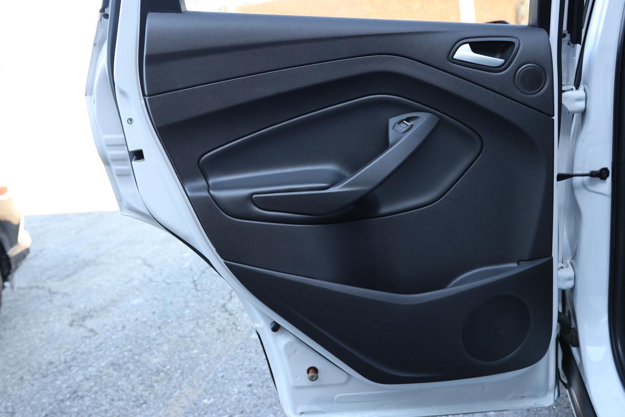 2018 Ford Escape TITANIUM-AWD-R STARTER/NAV/LEATHER/PANOROOF/BCAM/K Photo