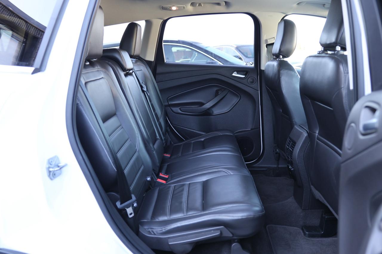 2018 Ford Escape TITANIUM-AWD-R STARTER/NAV/LEATHER/PANOROOF/BCAM/K Photo