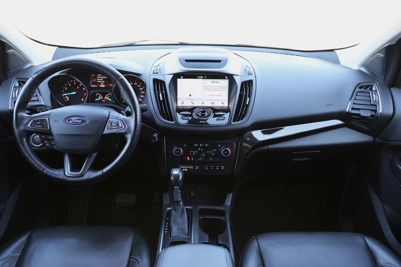 2018 Ford Escape TITANIUM-AWD-R STARTER/NAV/LEATHER/PANOROOF/BCAM/K Photo