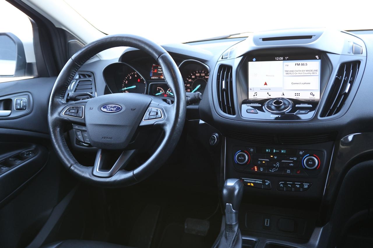 2018 Ford Escape TITANIUM-AWD-R STARTER/NAV/LEATHER/PANOROOF/BCAM/K Photo