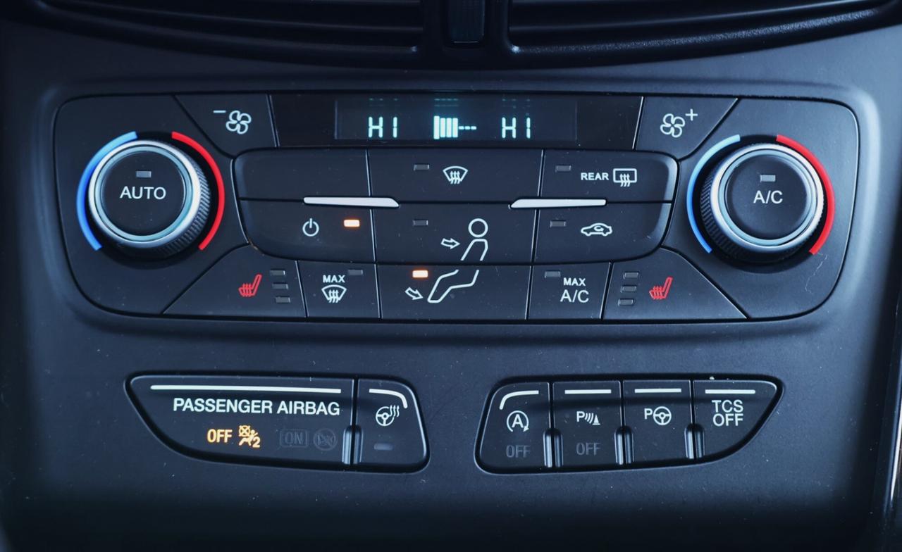 2018 Ford Escape TITANIUM-AWD-R STARTER/NAV/LEATHER/PANOROOF/BCAM/K Photo