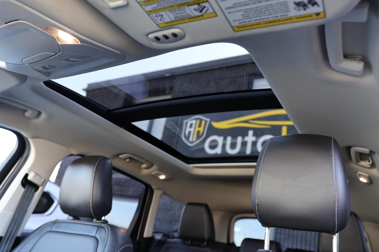 2018 Ford Escape TITANIUM-AWD-R STARTER/NAV/LEATHER/PANOROOF/BCAM/K Photo