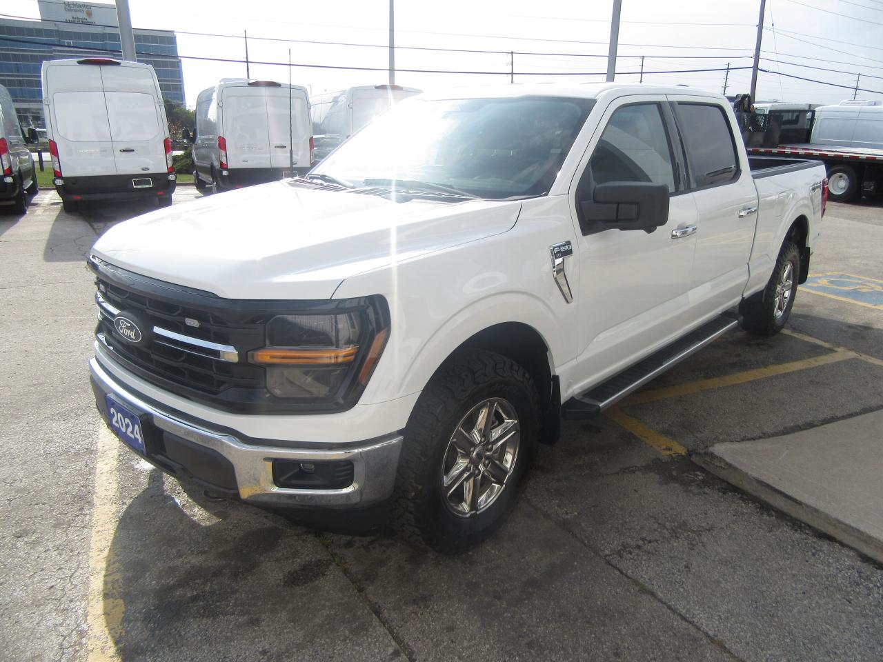 2024 Ford F-150 CREW CAB 4X4 6.5FT BOX XLT PACKAGE Photo