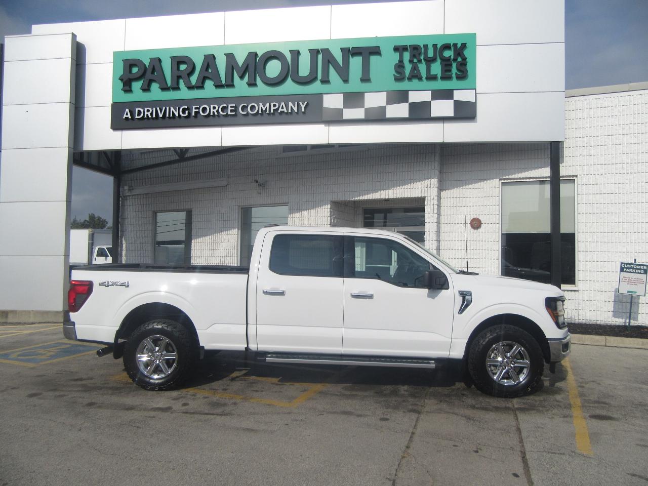 2024 Ford F-150 CREW CAB 4X4 6.5FT BOX XLT PACKAGE Photo