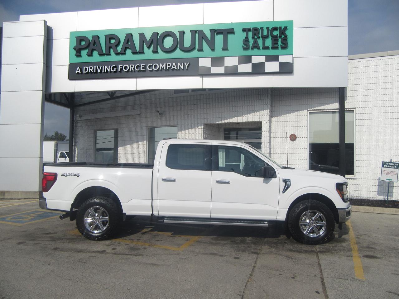 2024 Ford F-150 CREW CAB 4X4 6.5FT BOX XLT PACKAGE Photo