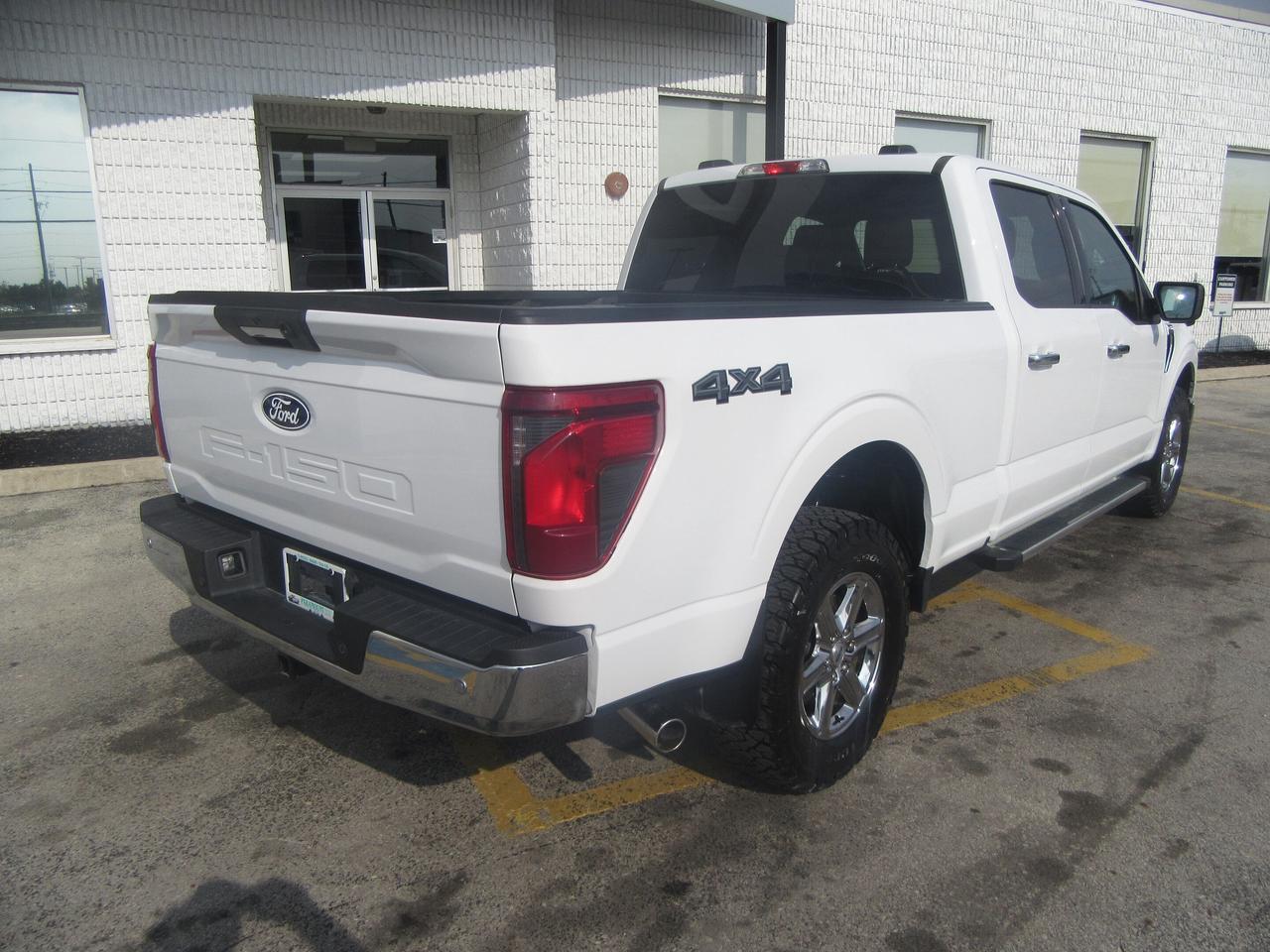 2024 Ford F-150 CREW CAB 4X4 6.5FT BOX XLT PACKAGE Photo
