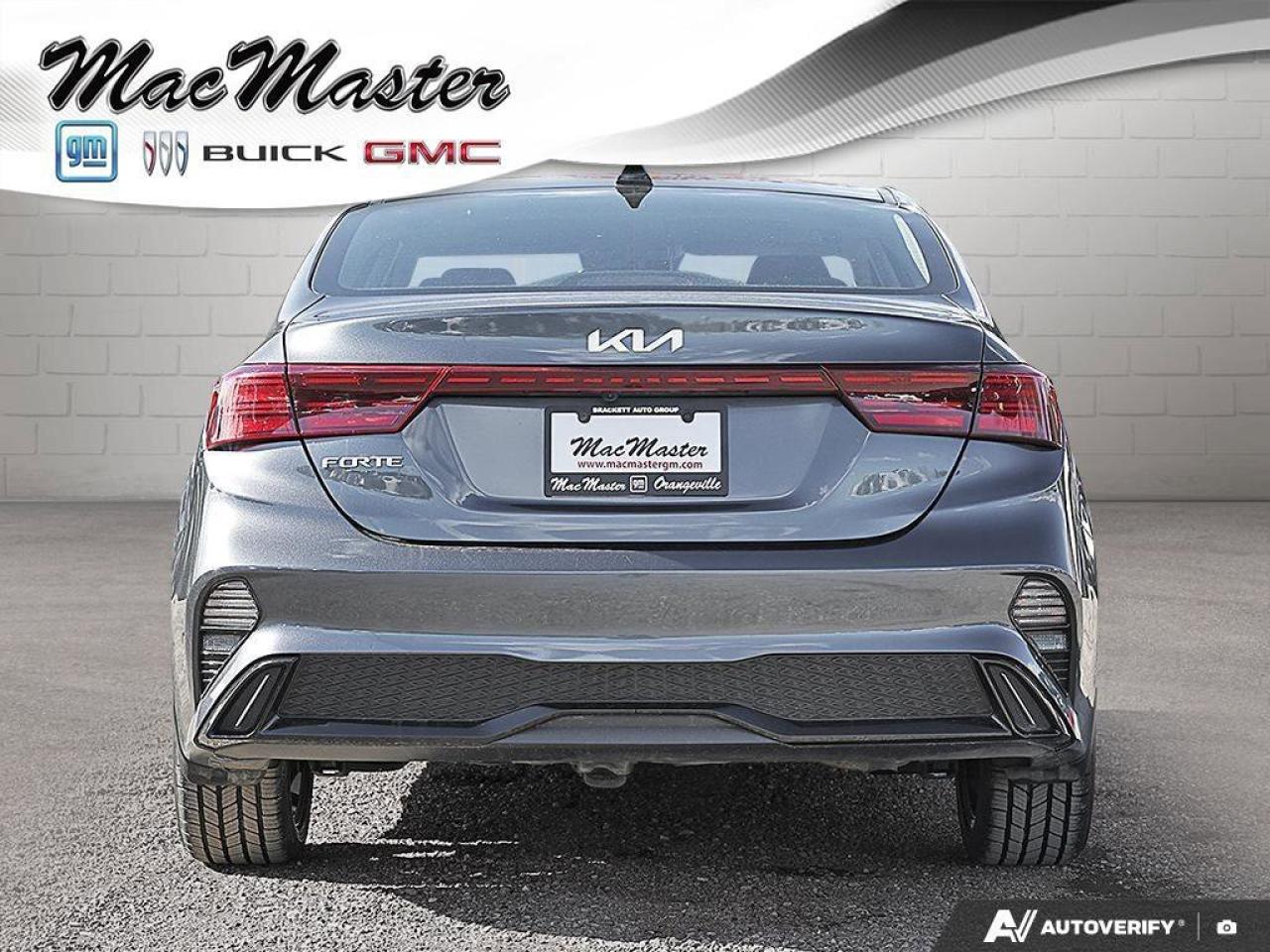 2022 Kia Forte EX PremiumEX PREMIUM, IVT, SEDAN, HEATED CLOTH, RO Photo3