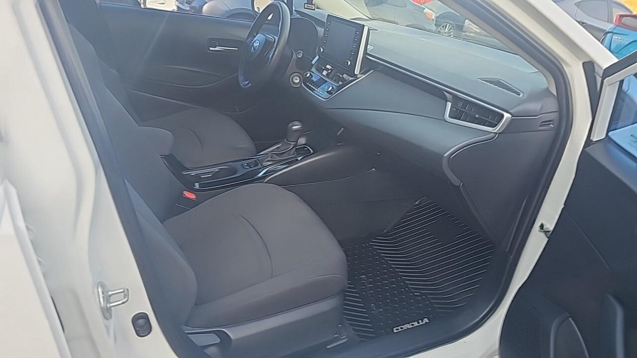 2020 Toyota Corolla 4dr Sedan LEAuto/Blind Spot Alert/Warning/Rear Vi Photo