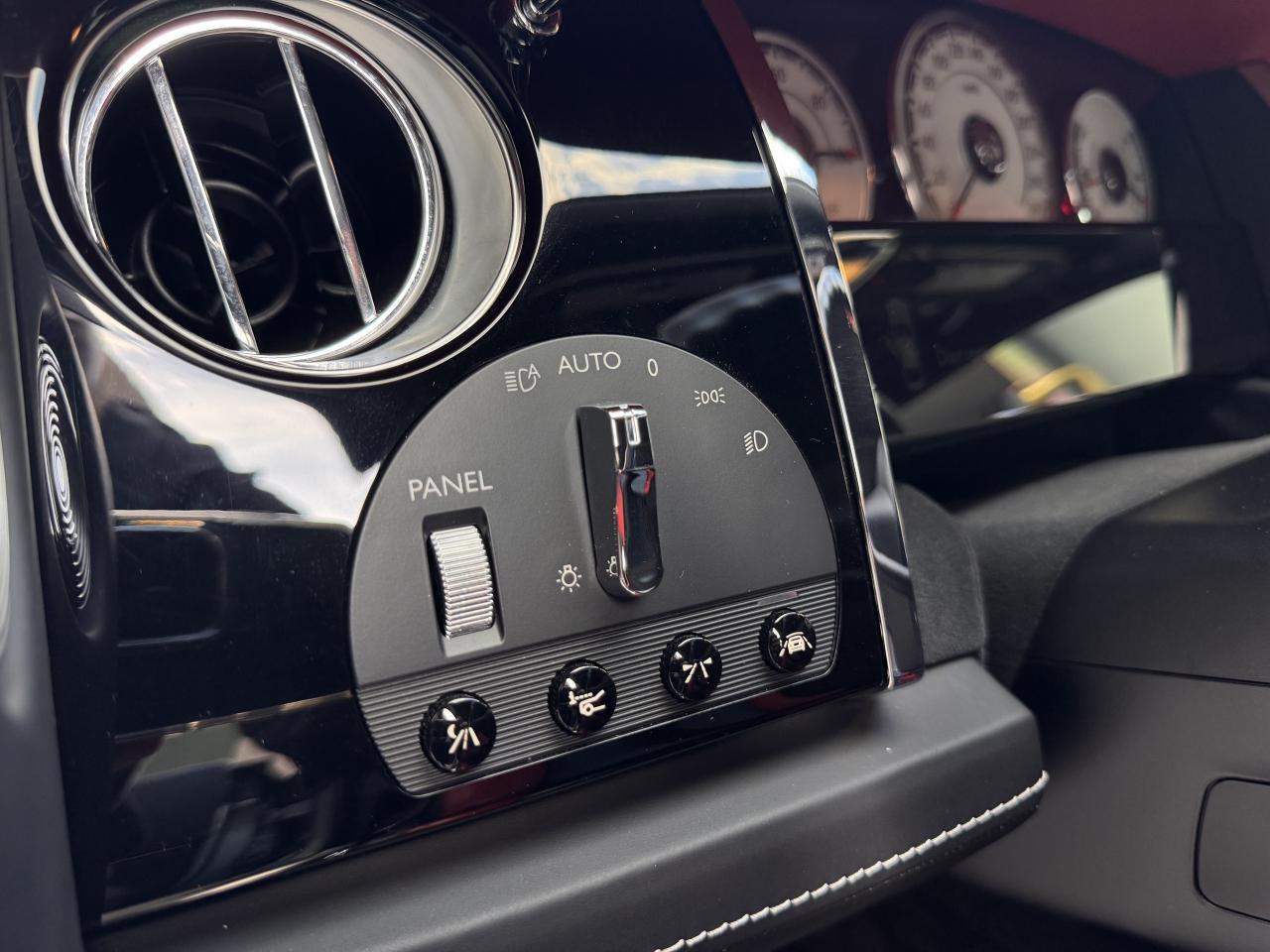 2019 Rolls-Royce Wraith Coupe Photo