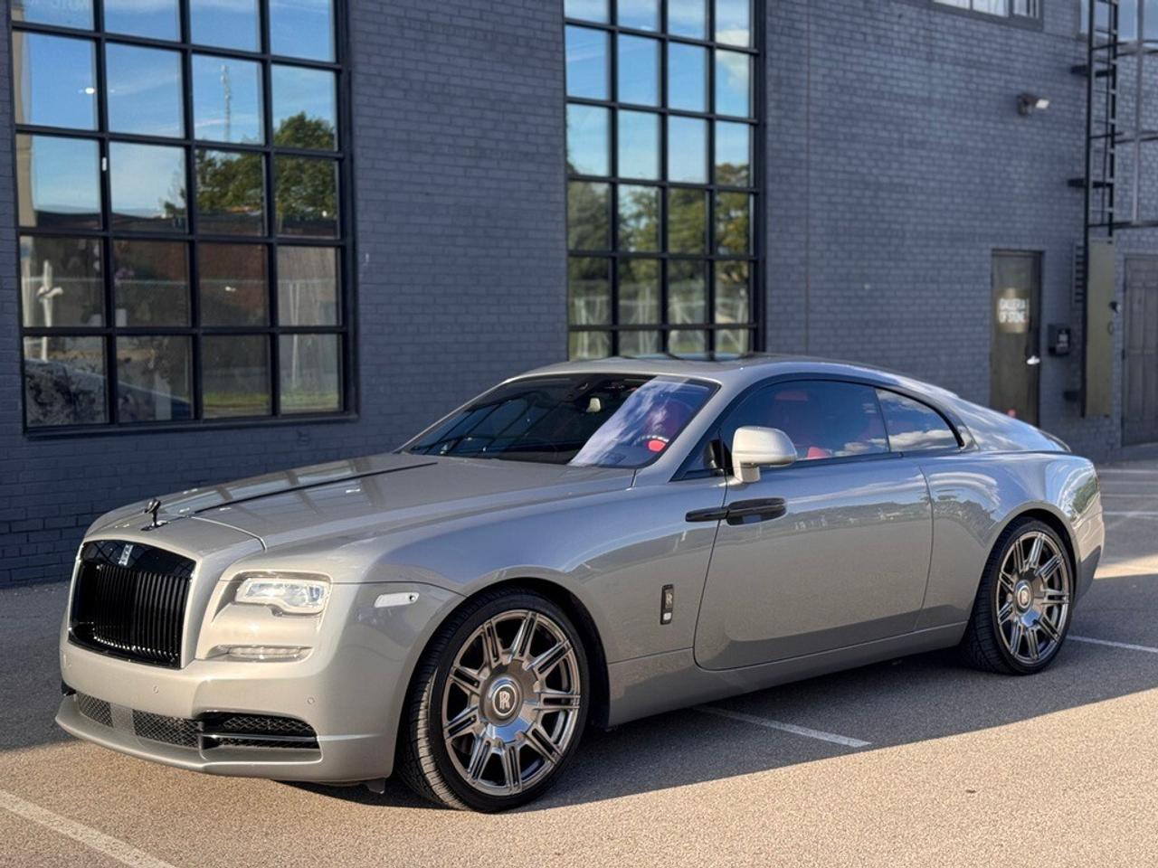 2019 Rolls-Royce Wraith Coupe Photo4
