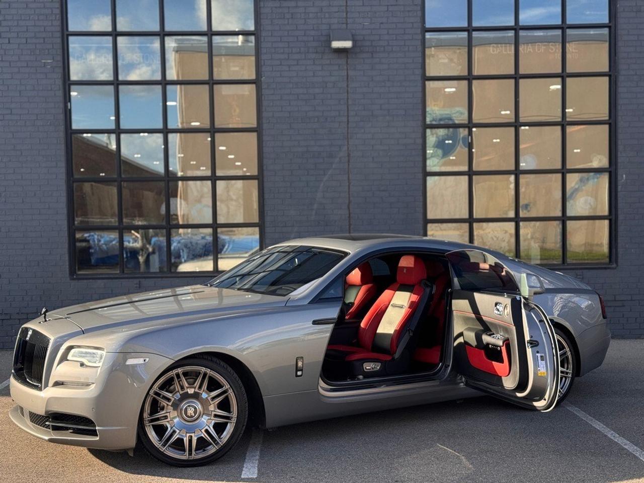 2019 Rolls-Royce Wraith Coupe Photo2