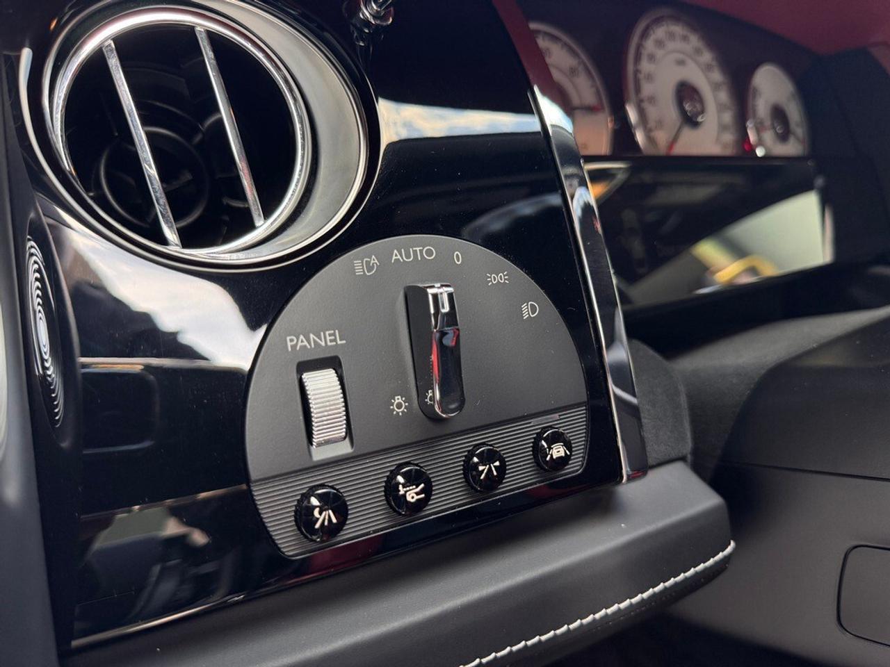 2019 Rolls-Royce Wraith Coupe Photo