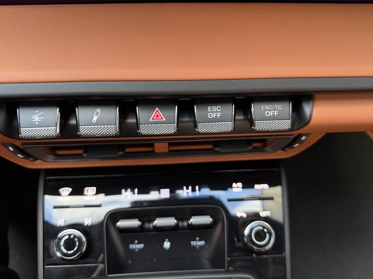 2024 Porsche 911 S-T Coupe Photo