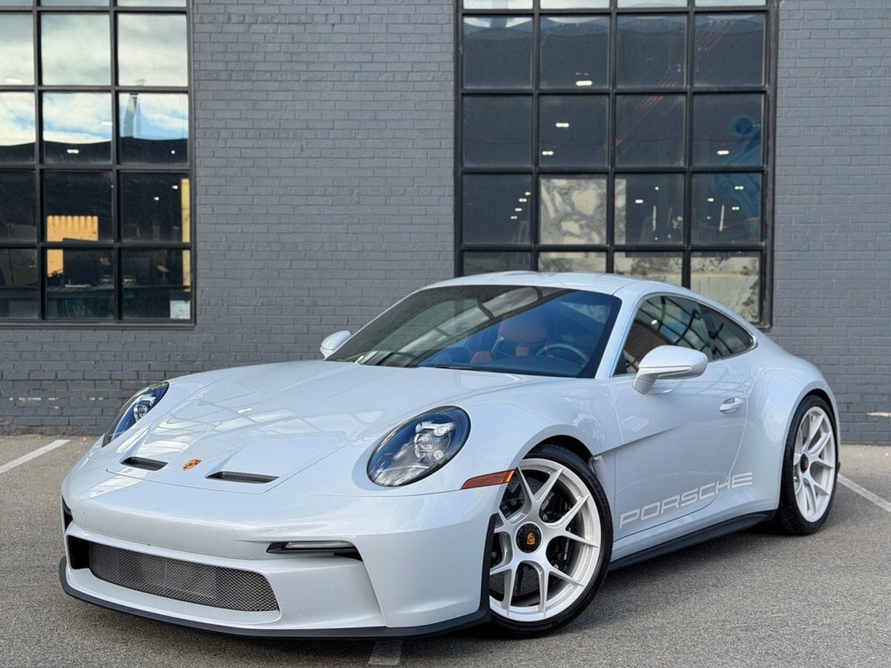 2024 Porsche 911 S-T Coupe Photo0