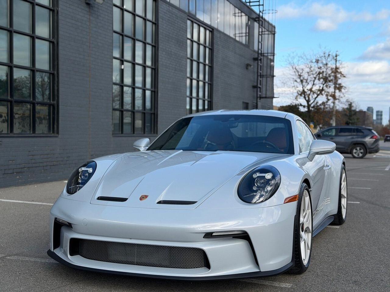 2024 Porsche 911 S-T Coupe Photo