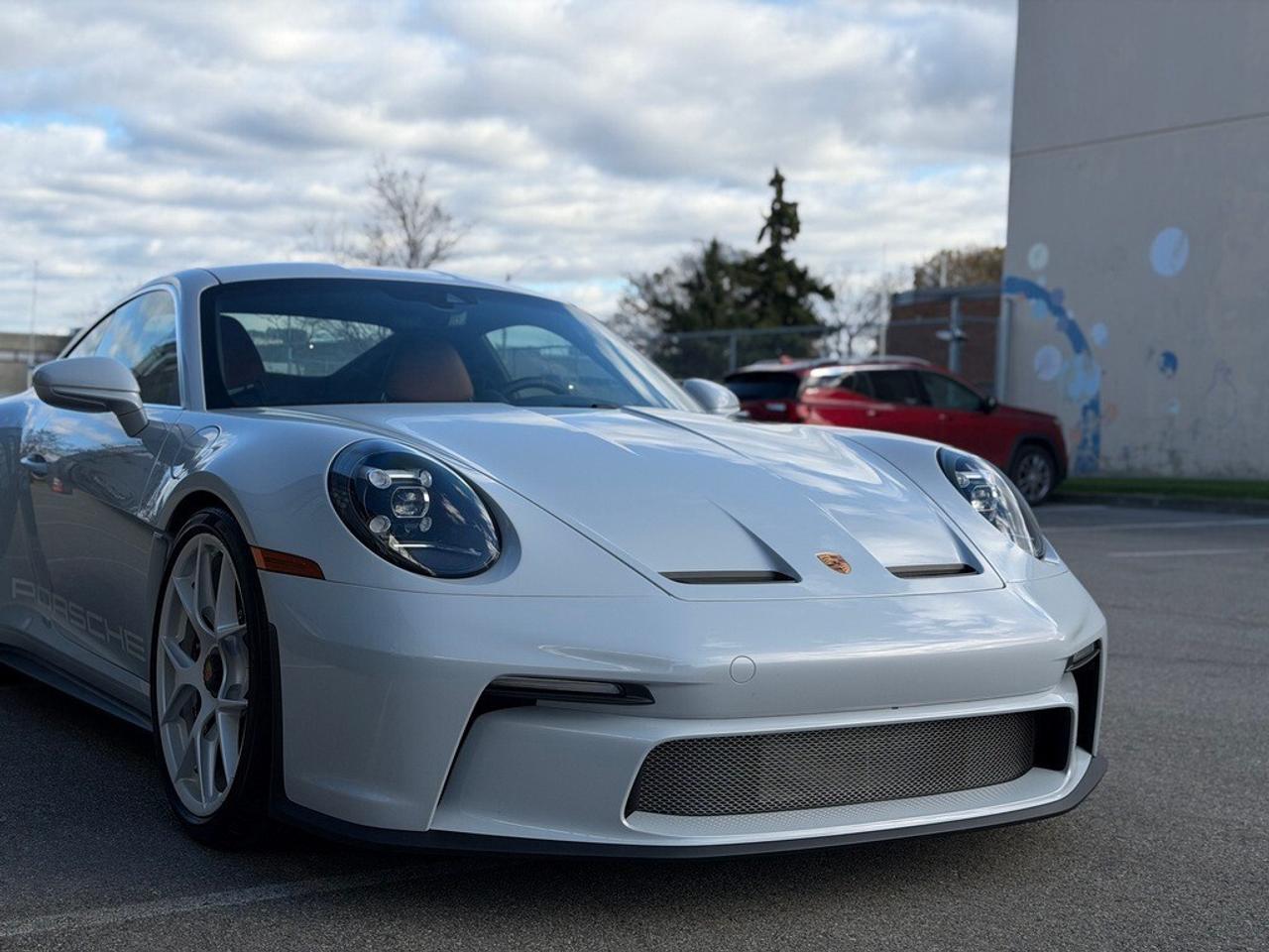 2024 Porsche 911 S-T Coupe Photo