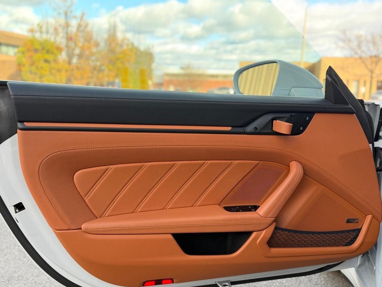 2024 Porsche 911 S-T Coupe Photo