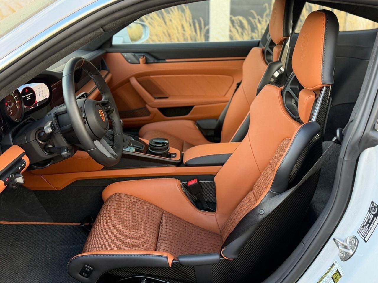 2024 Porsche 911 S-T Coupe Photo