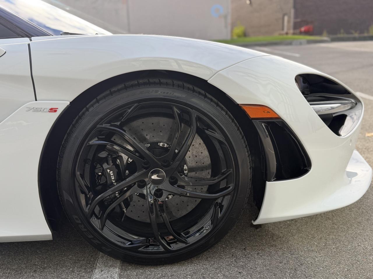 2024 McLaren 750S Spider Photo