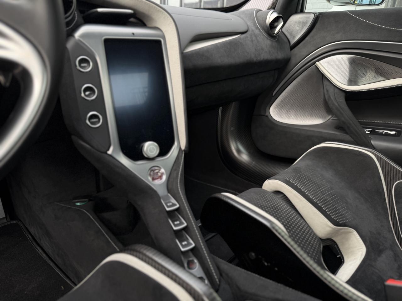 2024 McLaren 750S  Photo