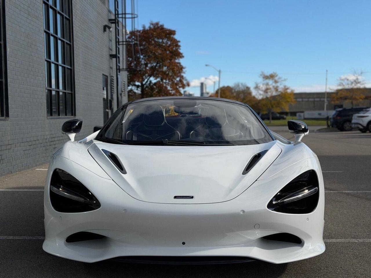 2024 McLaren 750S Spider Photo