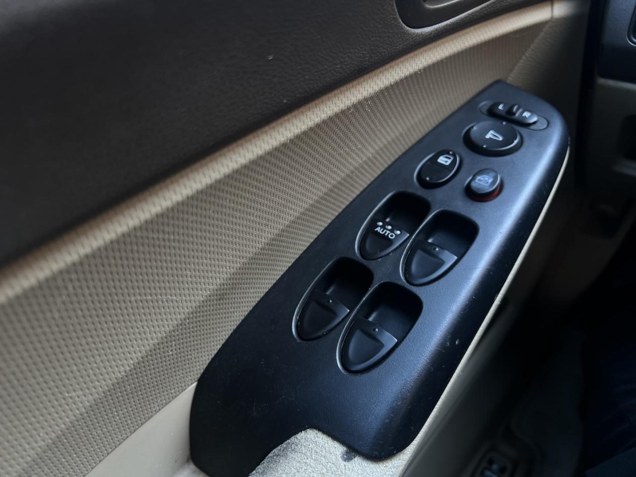 2006 Honda Civic LX   Remote Entry   AM/FM Radio Photo