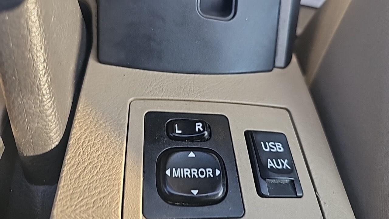 2012 Toyota RAV4 4dr SUV/Sun Roof/Key Les Entry/Power Locks/Poewr Photo